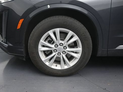 Used 2023 Cadillac XT6 Luxury FWD image 9