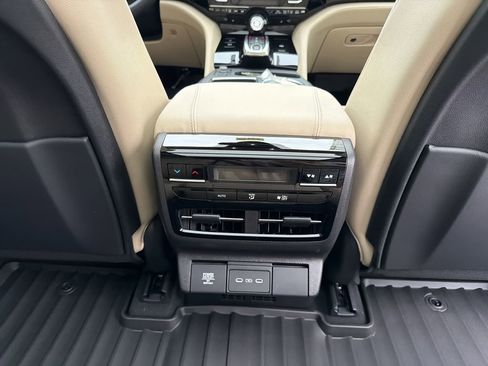 New 2026 Acura MDX SH-AWD image 22