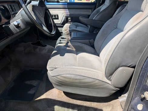 Used 1990 Dodge Ramcharger 4WD image 9