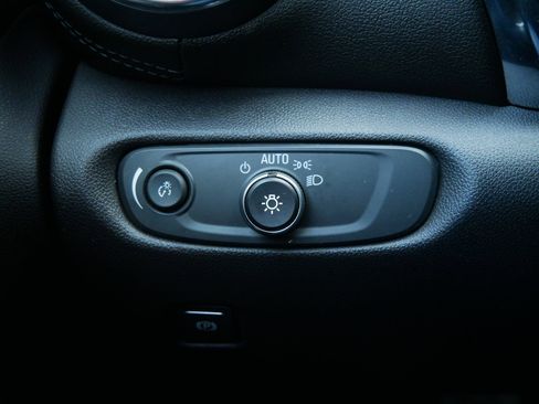 Used 2019 Chevrolet Blazer LT w/ Sun and Wheels Package image 26