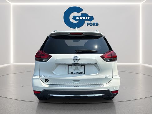 Used 2020 Nissan Rogue SV FWD image 8