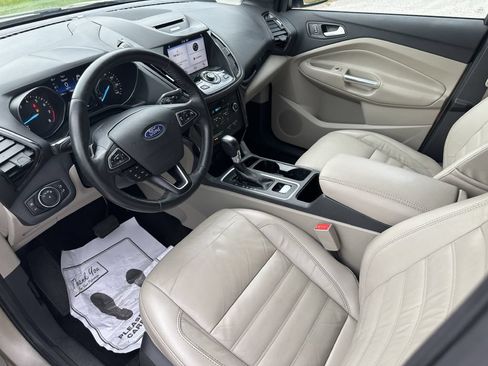 Used 2017 Ford Escape Titanium FWD image 8