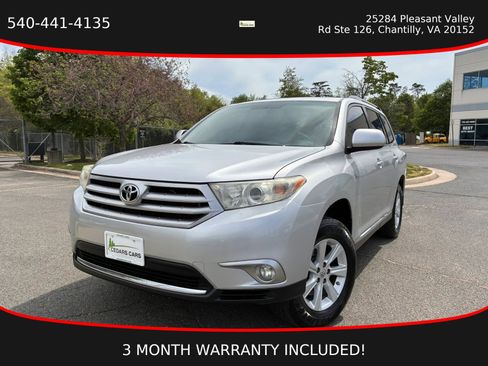 Used 2012 Toyota Highlander SE w/ Tow Pkg AWD/4WD image 1