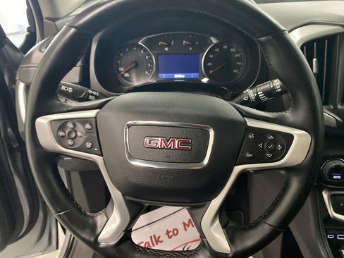 Used 2024 GMC Terrain SLT w/ LPO, Cargo Package FWD image 18