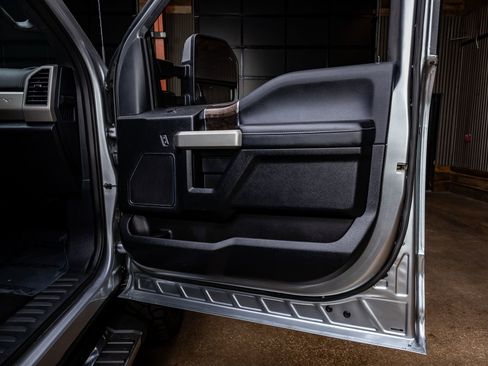 Used 2022 Ford F350 Lariat w/ Lariat Ultimate Package image 36