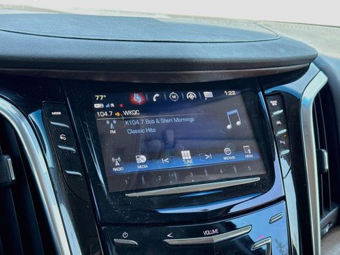Used 2017 Cadillac Escalade Luxury AWD/4WD image 15