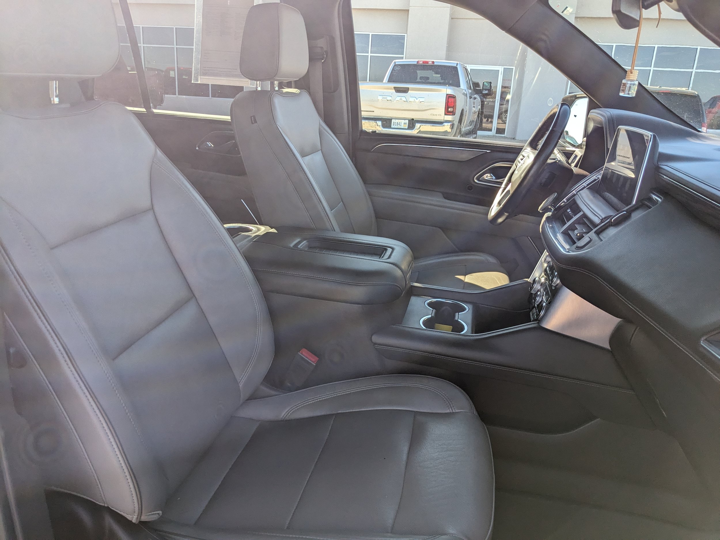 Used 2021 GMC Yukon SLT w/ SLT Luxury Plus Package AWD/4WD image 36