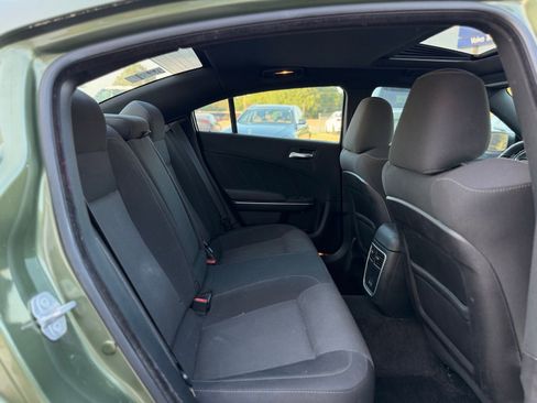 Used 2018 Dodge Charger R/T Scat Pack w/ Driver Confidence Group RWD image 19