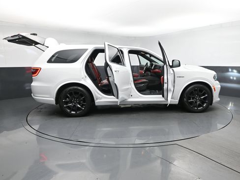 Used 2022 Dodge Durango R/T w/ Tow 'N Go Package AWD/4WD image 29