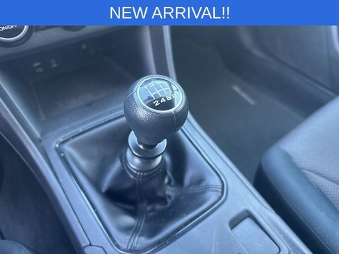 Used 2022 Subaru Crosstrek 2.0i AWD/4WD image 4