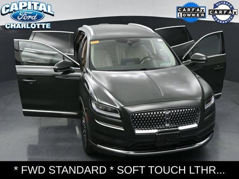 Used 2023 Lincoln Nautilus FWD image 32