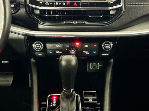 Used 2022 Jeep Compass Limited AWD/4WD image 26