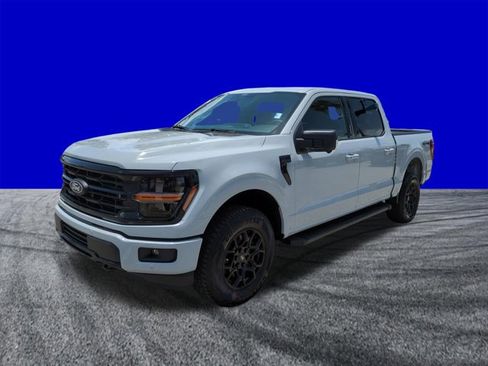 New 2026 Ford F150 XLT w/ Equipment Group 302A MID AWD/4WD image 8