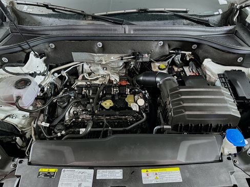 Used 2025 Volkswagen Atlas SE image 35