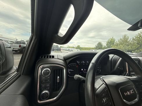 Used 2020 GMC Sierra 1500 AT4 w/ AT4 Premium Package AWD/4WD image 24