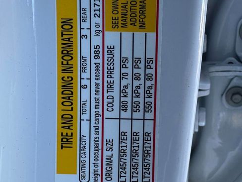 Used 2025 Chevrolet Silverado 2500 LT w/ Convenience Package image 17