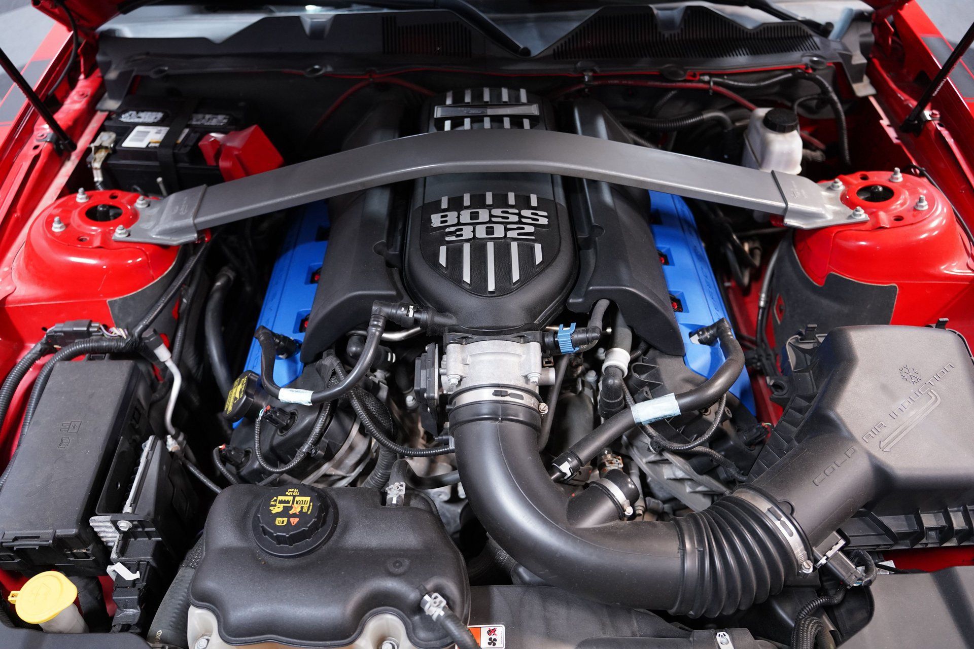 Used 2013 Ford Mustang Boss 302 w/ Boss 302 Accessory Pkg RWD image 3