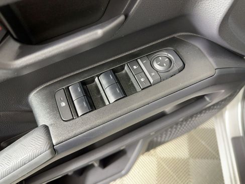 Used 2025 Toyota 4Runner SR5 image 10