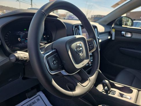 New 2026 Volvo XC40 B5 Core w/ Climate Package image 16