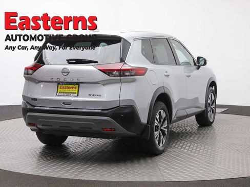 Used 2023 Nissan Rogue SV AWD/4WD image 5