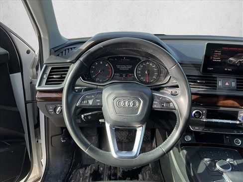 Used 2019 Audi Q5 2.0T Premium image 11