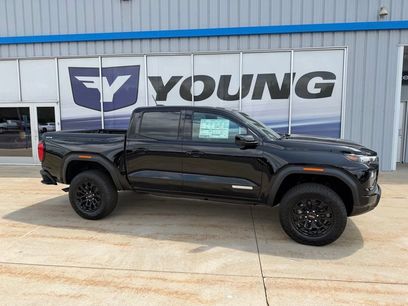 New 2026 GMC Canyon Elevation w/ Convenience Package