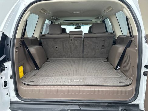 Used 2019 Lexus GX 460 Premium AWD/4WD image 23