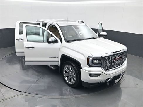 Used 2018 GMC Sierra 1500 Denali w/ Denali Ultimate Package image 29