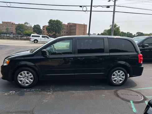 Used 2017 Dodge Grand Caravan SE w/ Power Window Group image 6