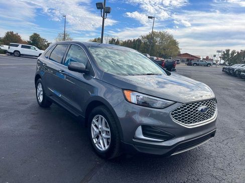 Used 2024 Ford Edge SEL AWD/4WD image 7