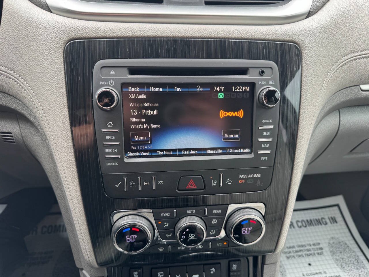 Used 2016 Chevrolet Traverse LTZ FWD image 21