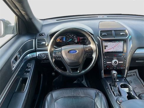 Used 2016 Ford Explorer Sport image 22