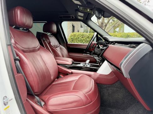 Used 2023 Land Rover Range Rover Autobiography image 21