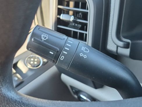 Used 2017 Ford F150 XL w/ Equipment Group 101A Mid AWD/4WD image 23