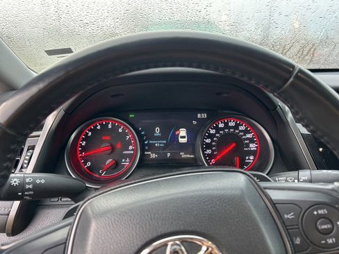 Used 2023 Toyota Camry XSE image 6