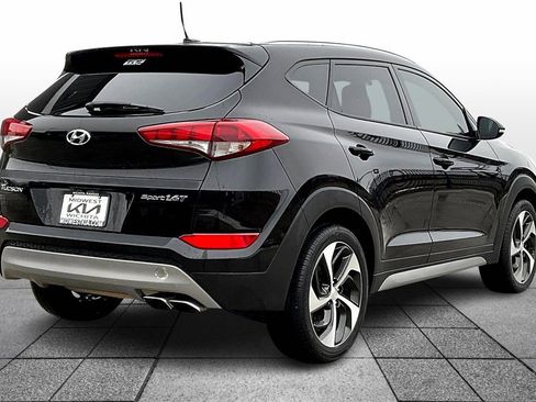 Used 2017 Hyundai Tucson Sport image 13