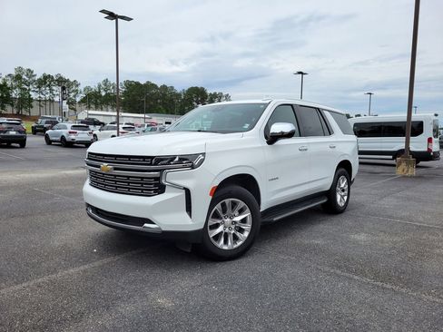 Used 2024 Chevrolet Tahoe Premier RWD image 1