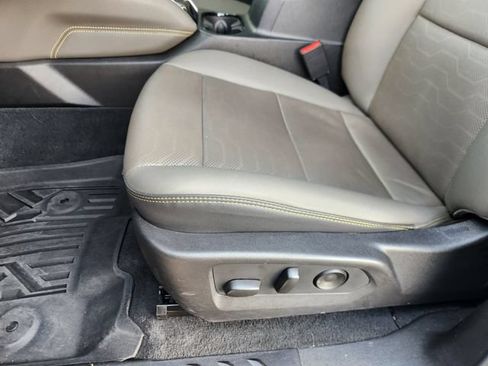 Used 2024 Chevrolet Colorado ZR2 w/ ZR2 Convenience Package III AWD/4WD image 23