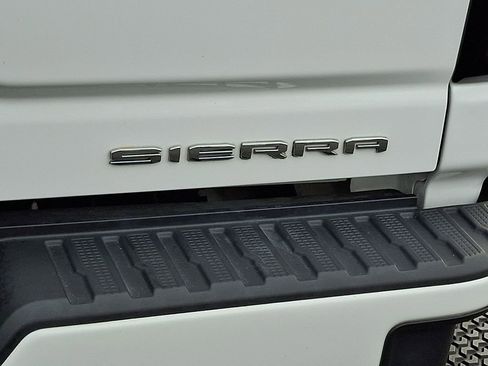 Used 2021 GMC Sierra 3500 Denali w/ Technology Package image 33