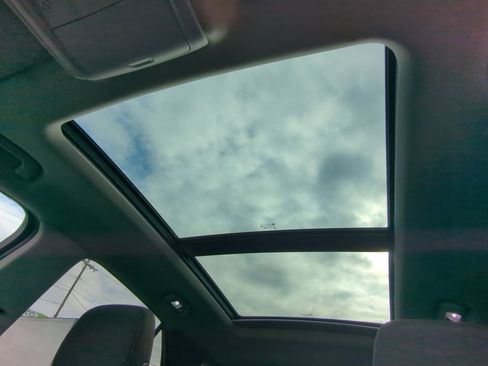 Used 2022 Chevrolet Equinox LT image 19