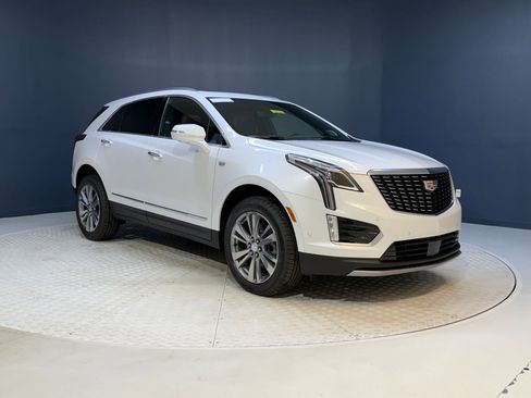 New 2026 Cadillac XT5 Premium Luxury w/ Driver Assist Package image 7