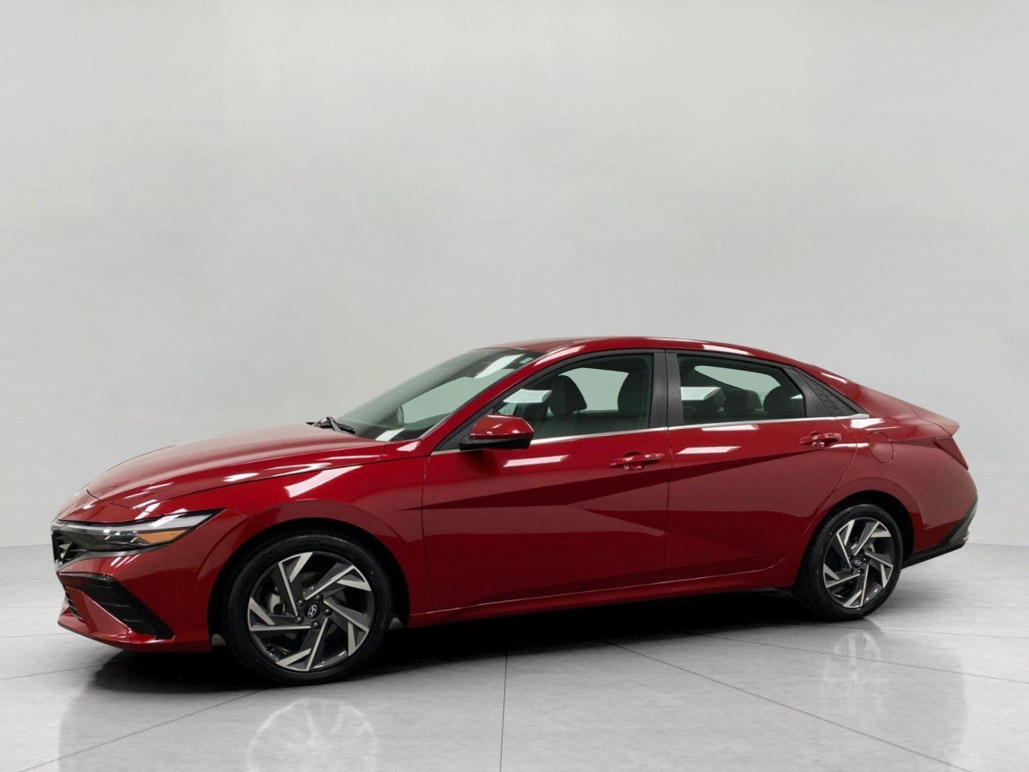 Certified 2025 Hyundai Elantra SEL FWD image 7