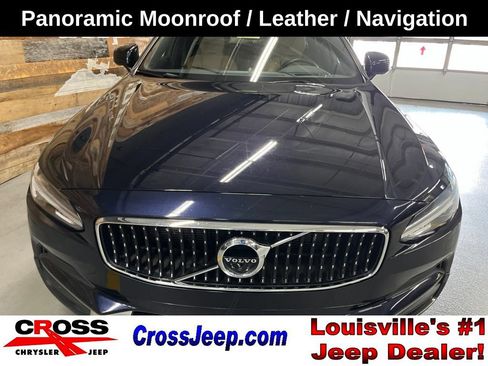 Used 2019 Volvo V90 T6 Cross Country w/ Advanced Package AWD/4WD image 7