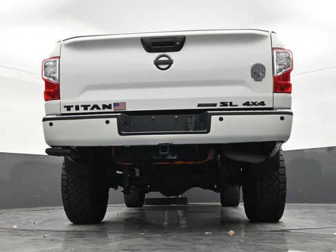 Used 2019 Nissan Titan SL w/ Midnight Edition AWD/4WD image 24