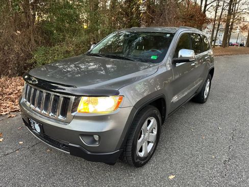 Used 2012 Jeep Grand Cherokee Limited image 13