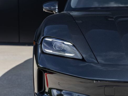 New 2026 Porsche Taycan 4S AWD/4WD image 19