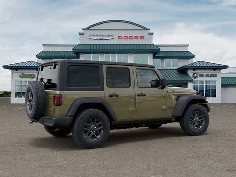 Used 2026 Jeep Wrangler Unlimited Sport AWD/4WD image 4