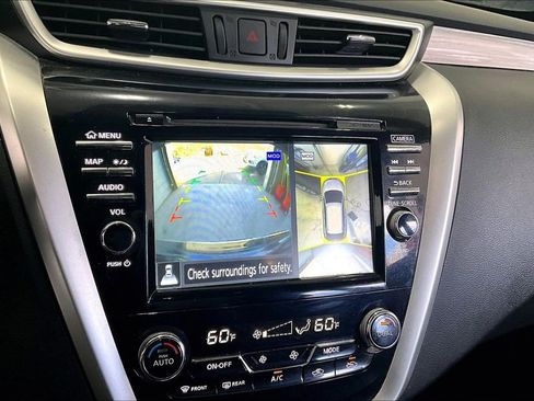 Used 2017 Nissan Murano S AWD/4WD image 14