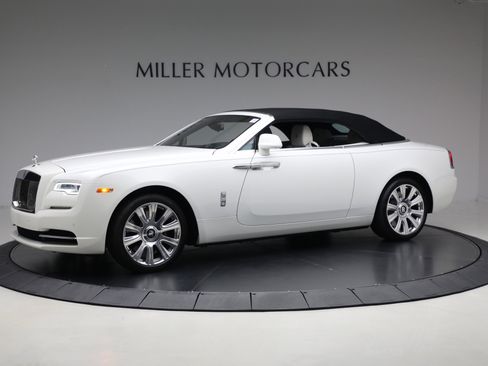 Certified 2018 Rolls-Royce Dawn image 16