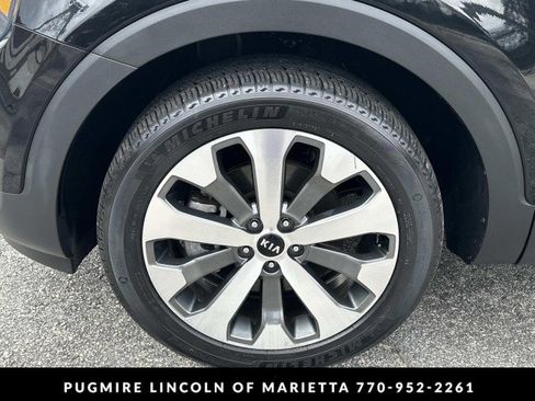 Used 2021 Kia Telluride EX w/ EX Premium Package image 11